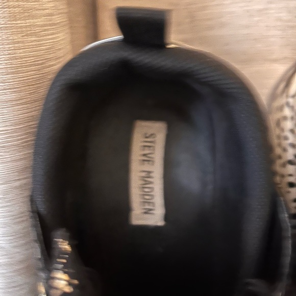 Upper black and gold snake print with polka dot black and white sole. - Picture 11 of 13